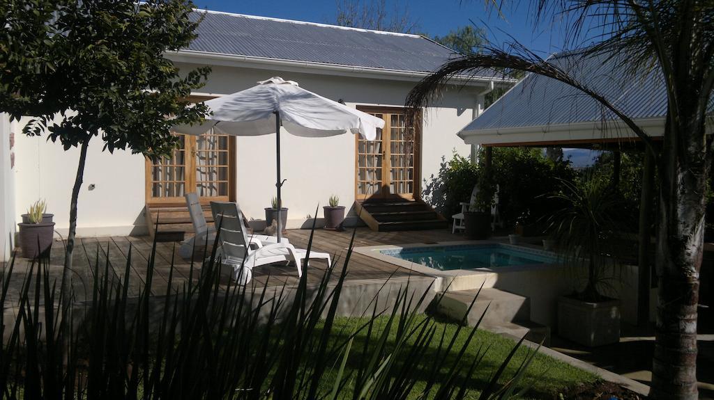 B&B On Church Oudtshoorn Eksteriør billede